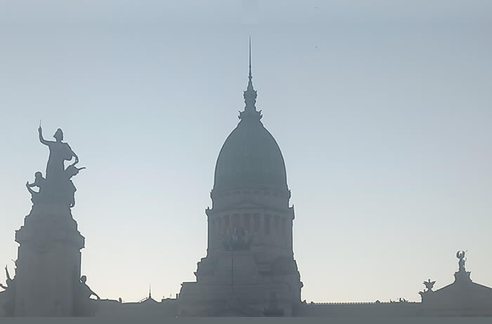 La subversión libertaria del proceso legislativo